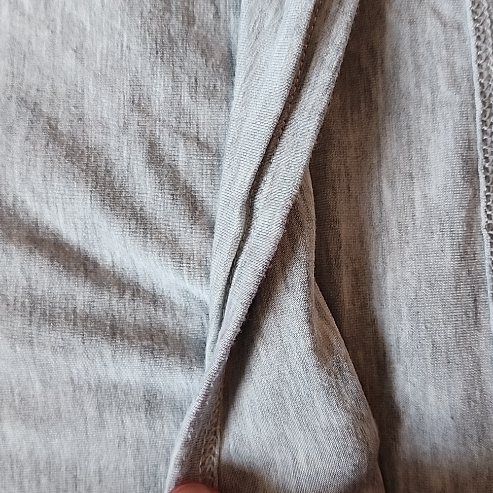 Express Fitted Tee - Picture 4 of 4